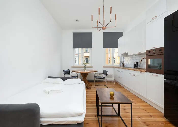 Parkside & Museum Deluxe By Bookinghost *